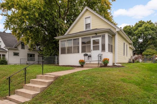 151 Haskell St E, West Saint Paul, MN, 55118-1521 | Card Image