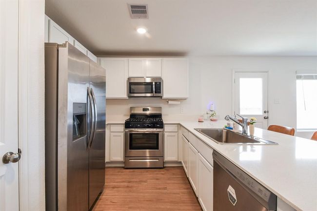2728 Cadiz Bay Dr, House other with 3 bedrooms, 2 bathrooms and 2 parking in Conroe TX | Image 11