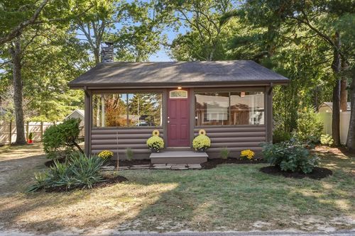 74 Martin St, Buzzards Bay, MA, 02532-4419 | Card Image