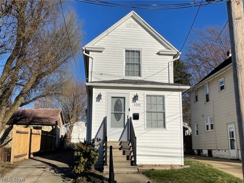 1215 Sherman St, Akron, OH, 44301-1845 | Card Image