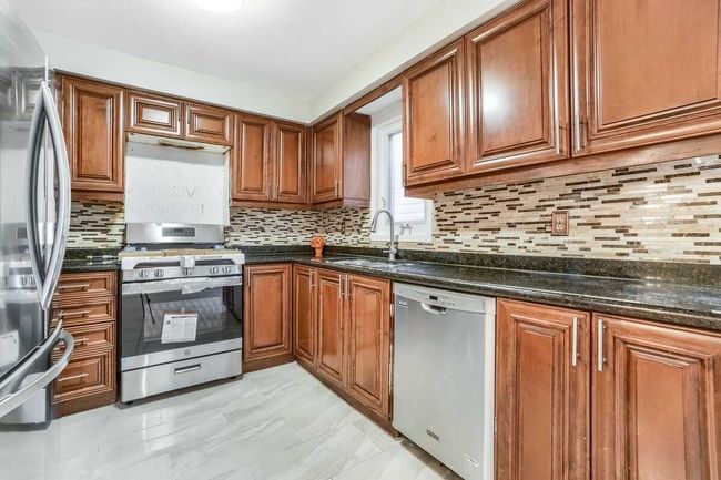59 Carle Cres, House other with 4 bedrooms, 4 bathrooms and 6 parking in Ajax ON | Image 13