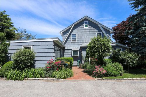 38 Cherry Ln, Carle Place, NY, 11514-2120 | Card Image