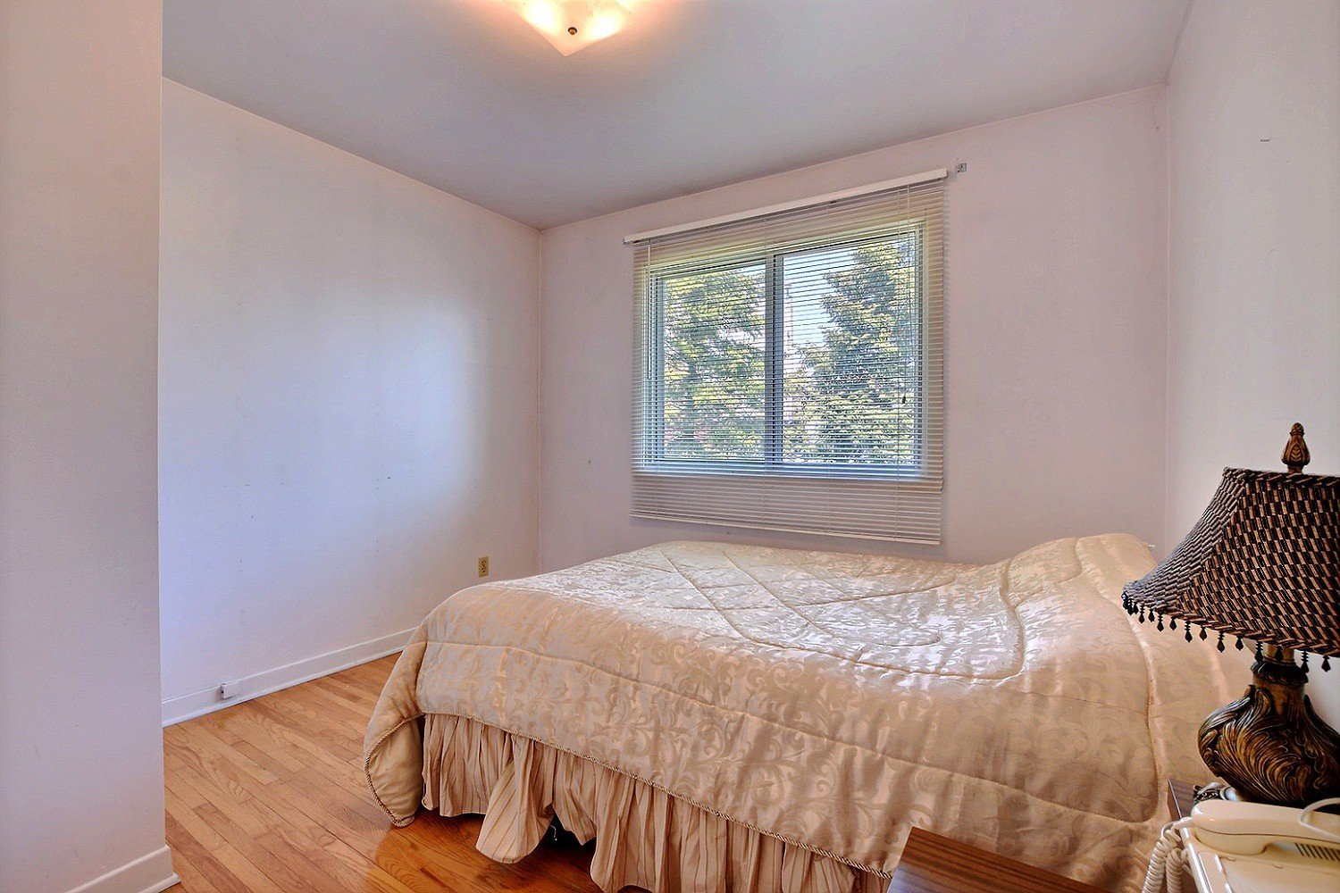 Residential Lease in Dollard-Des-Ormeaux 4