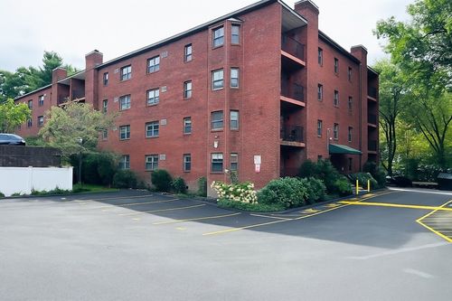 apt-26c-16 Winter St, Waltham, MA, 02451-0989 | Card Image