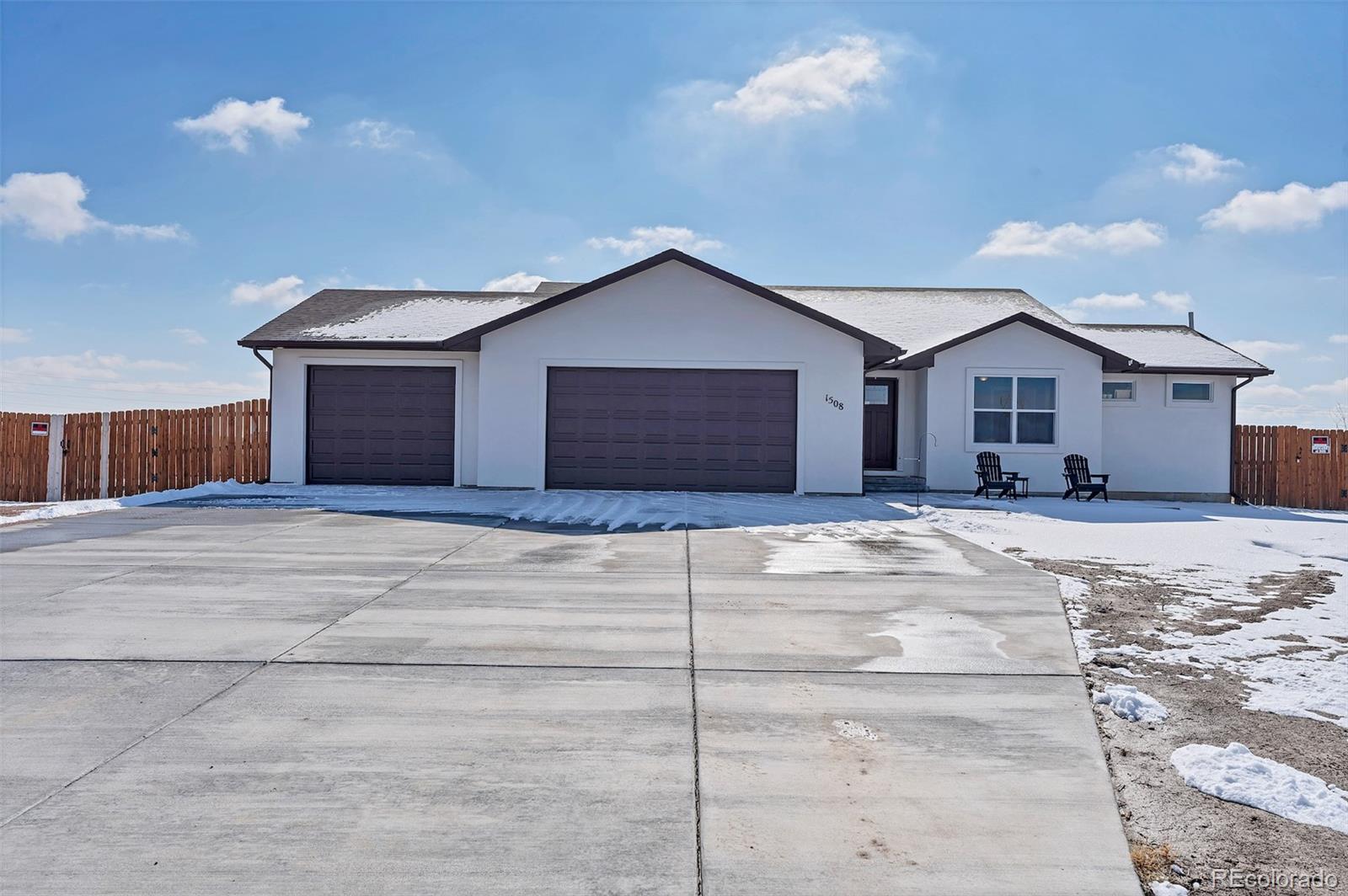 Farley Ave, Pueblo, CO 81007