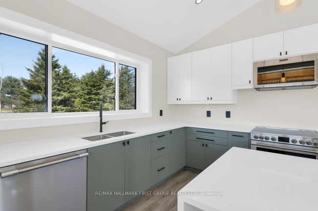 109387A Highway 7 Highway, House other with 3 bedrooms, 3 bathrooms and 6 parking in Tweed ON | Image 18