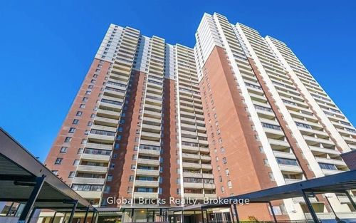 2711-5 Massey Sq, East York, ON, M4C5L6 | Card Image