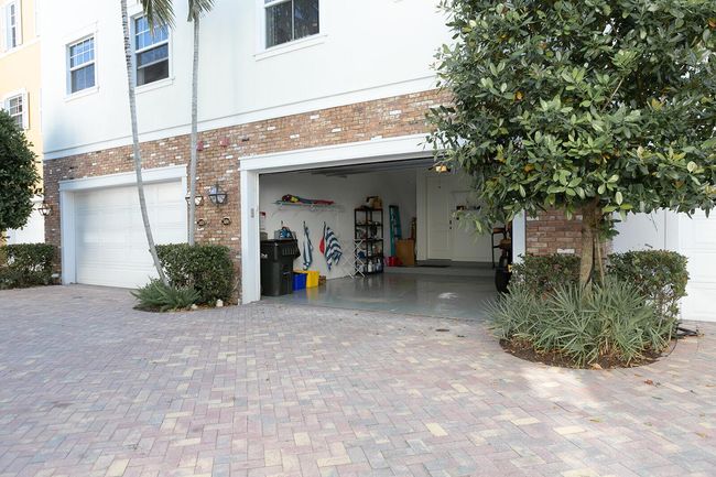 381 E Cannery Row Cir, Townhouse with 2 bedrooms, 4 bathrooms and null parking in Delray Beach FL | Image 24