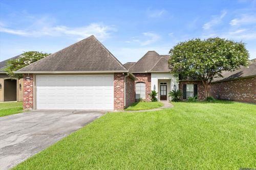 33903 Renee Ave, Denham Springs, LA, 70706-1123 | Card Image