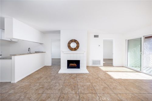 unit-i12-23611 Golden Springs Dr, Diamond Bar, CA, 91765-2195 | Card Image