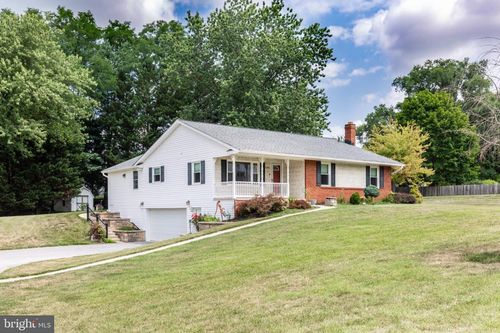 544 Uniontown Rd, Westminster, MD, 21158-4242 | Card Image