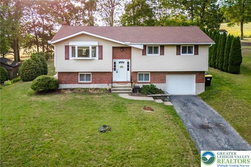 6848 Mill Creek Rd, Slatington, PA, 18080-3713 | Card Image