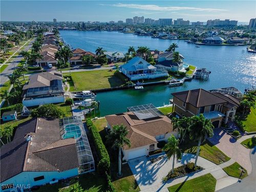 1041 Cara Ct, MARCO ISLAND, FL, 34145-4515 | Card Image