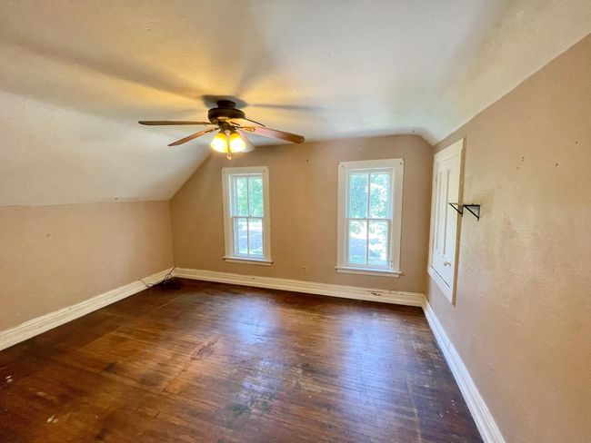 115 S Spring Ave, House other with 4 bedrooms, 1 bathrooms and null parking in Springfield MN | Image 33