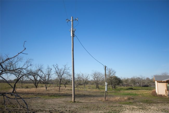 2095 Bridal Path Rd, House other with 1 bedrooms, 1 bathrooms and 100 parking in Luling TX | Image 21