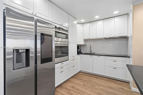 apt-604-600 Three Islands Blvd, Hallandale Beach, FL, 33009-2844 | Card Image