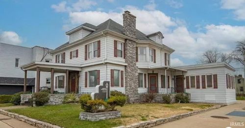 403 Lincoln Way W, South Bend, IN, 46601-1115 | Card Image