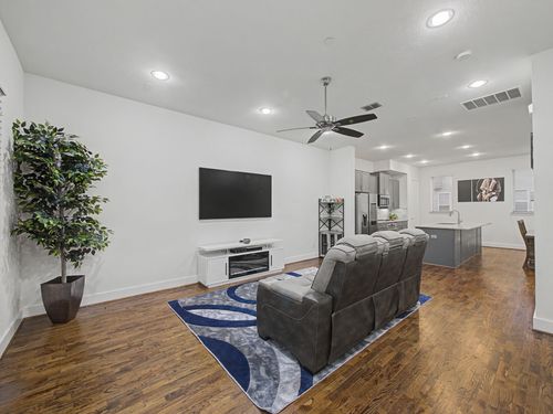 unit-252-4211 Rawlins St, Dallas, TX, 75219-2730 | Card Image