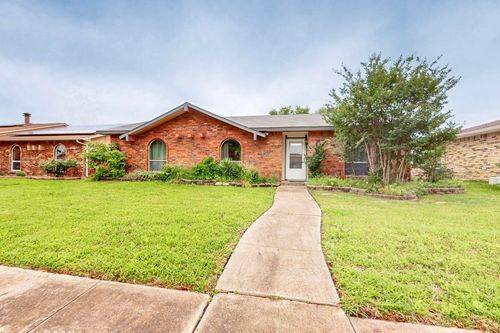 5005 Shannon Dr, The Colony, TX, 75056-2075 | Card Image