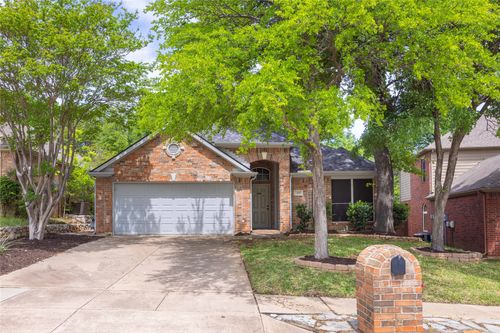2405 Pinehurst Ct, Highland Village, TX, 75077-7040 | Card Image