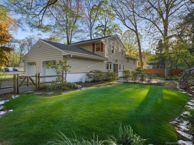 8 Dorset Rd, House other with 4 bedrooms, 2 bathrooms and null parking in Norwalk CT | Image 4