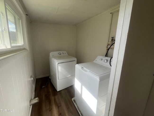 11352 Frederick Rd, House other with 2 bedrooms, 1 bathrooms and null parking in Coeburn VA | Image 11