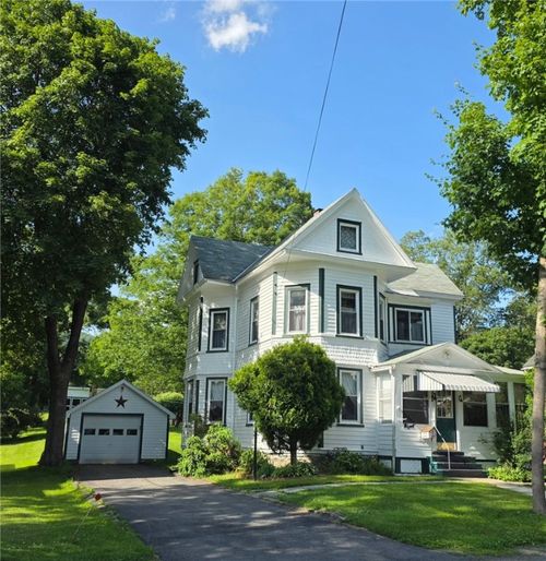 77 Vestal Ave, Hancock, NY, 13783-1033 | Card Image