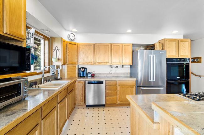 2798 N Nugent Rd, House other with 3 bedrooms, 3 bathrooms and 3 parking in Lummi Island WA | Image 9