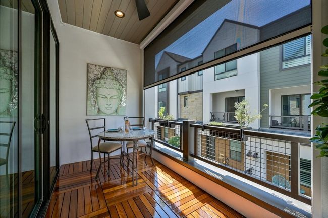 Dine al fresco on your patio! | Image 19