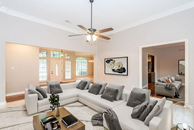 Living room- Virtually staged | Image 12