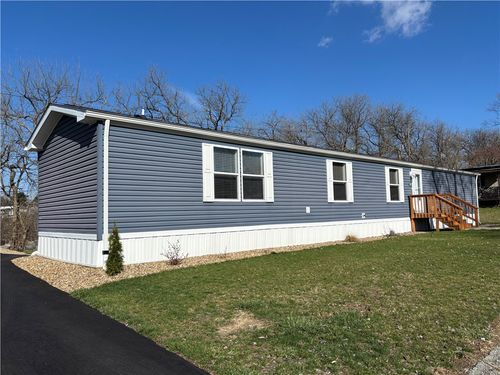 146 Cardinal Dr, Jeannette, PA, 15644-3058 | Card Image