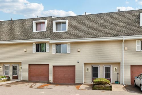 2360 Dorland Pl E, MAPLEWOOD, MN, 55119-5564 | Card Image