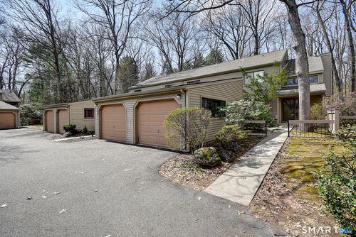 32-32 Farmington Chase Cres, Farmington, CT, 06032-3133 | Card Image