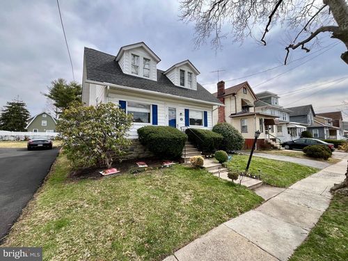 33 Melrose Ave, East Lansdowne, PA, 19050-2527 | Card Image