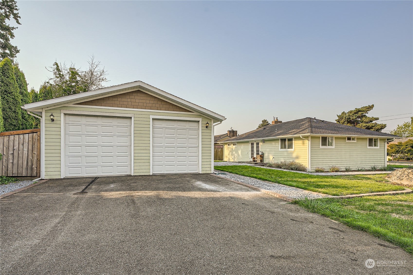 22nd Ave, Seattle, WA 98168