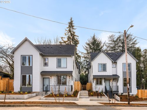 9-8616 Sw 21st Ave, Portland, OR, 97219-4100 | Card Image