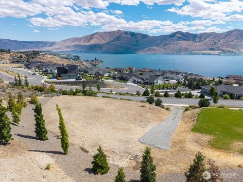 38 Madrona Ln, Chelan, WA, 98816 | Card Image