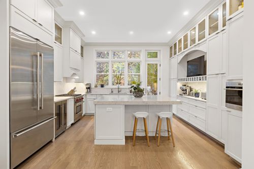 1111 Bloomfield St, Hoboken, NJ, 07030-5303 | Card Image