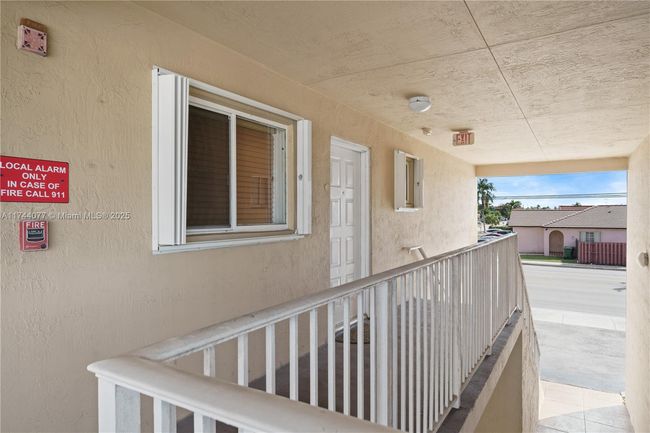 APT-203 - 3011 W 76 Th St, Condo with 3 bedrooms, 2 bathrooms and null parking in Hialeah FL | Image 14