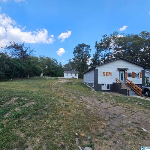 504 10th Ave, MIDFIELD, AL, 35228-2931 | Card Image