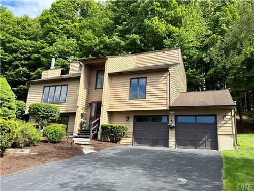 103 Viceroy Dr, Camillus, NY, 13031-3001 | Card Image