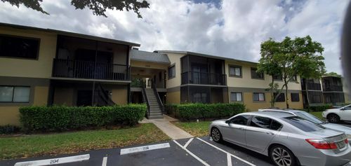 apt-203-522 Trace Cir, Deerfield Beach, FL, 33441-7825 | Card Image