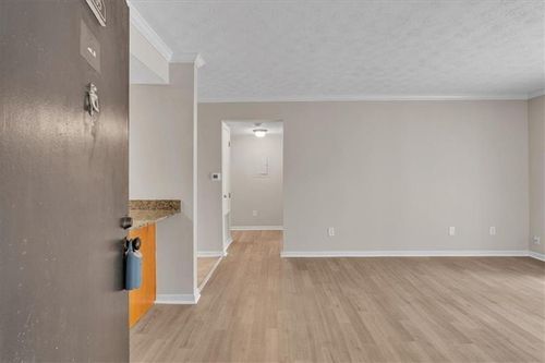 unit-105-3160 Seven Pines Ct, Atlanta, GA, 30339-5854 | Card Image