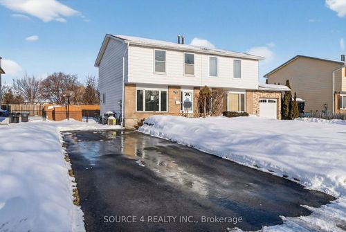 70 Griselda Cres, Brampton, ON, L6S1M3 | Card Image