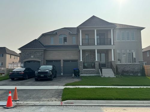 32 Twinleaf Cres, Tottenham, ON, L0G1W0 | Card Image