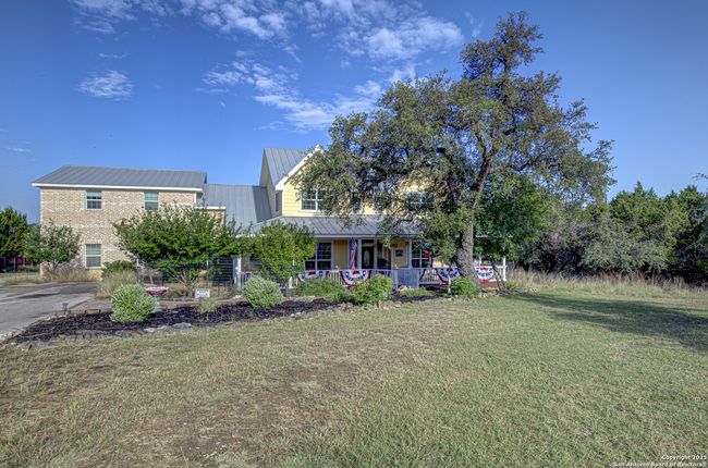 6015 Cornwall Dr, House other with 5 bedrooms, 4 bathrooms and null parking in Spring Branch TX | Image 4