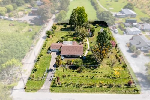 431 Sexton Road, Sebastopol, CA, 95472 | Card Image