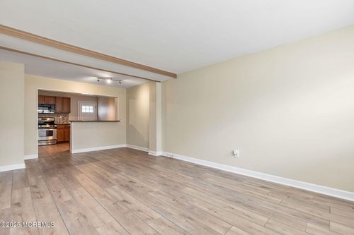 120 Primrose Ln, Brick, NJ, 08724-1432 | Card Image