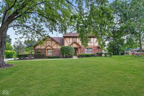 2715 Pomona Ct, Indianapolis, IN, 46268-1248 | Card Image