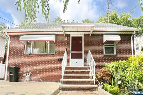 25 Marion Ave, Rochelle Park, NJ, 07662-3311 | Card Image